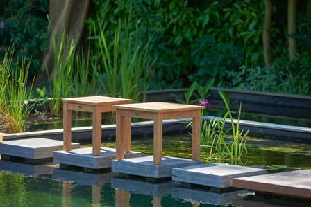 Traditional Teak SISI Table d&#039;appoint 40 x 40 cm