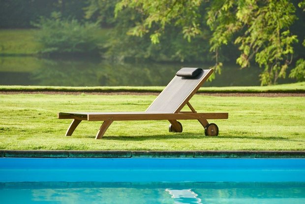 Traditional Teak KATE lounger / chaise longue (blanc)